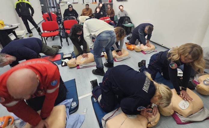 Corso BLS-D gratuito per la popolazione